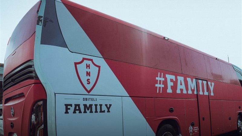 حافلة منتخب كرواتيا في كأس العاصمة الإدارية