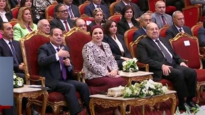 قرارات الرئيس في احتفالية المرأة، سياسيون ونواب: ترجمة لفكرة العدالة الاجتماعية