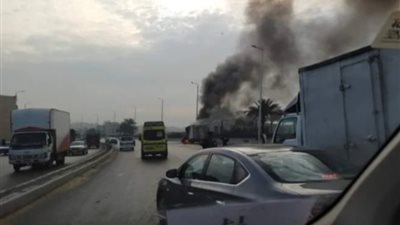 مصرع شخصين في تصادم واحتراق سيارتين أعلى الطريق الدائري بالجيزة