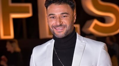 بعد تعرضه لأزمة قلبية، محمد العمروسي يطالب جمهوره بالدعاء