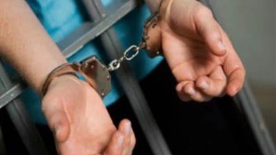 ضبط مسجل خطر لسرقته أعمدة شبكات الاتصالات وترك جثة صديقه بالمقابر