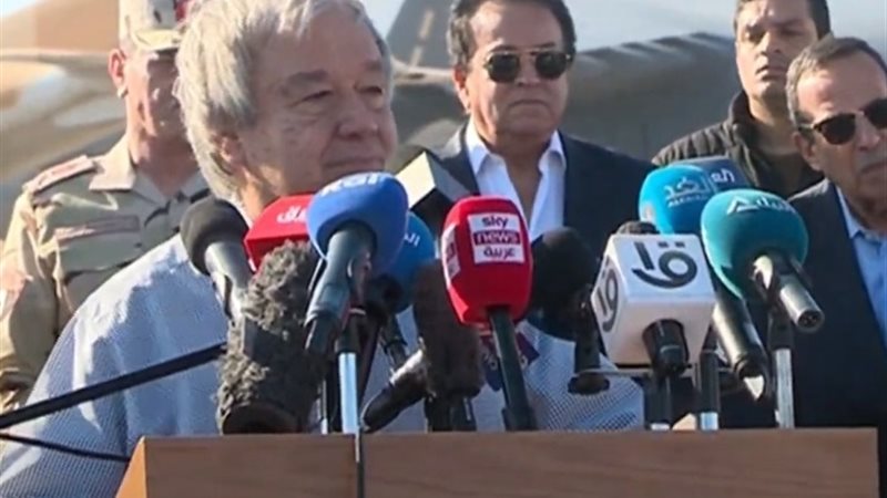 الأمين العام للأمم المتحدة أنطونيو جوتيريش من مطار العريش