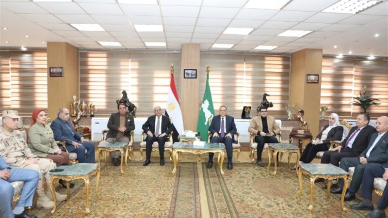 الدكتور رضا حجازي ومحافظ الشرقية