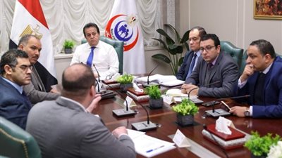 وزير الصحة يتابع الموقف التنفيذي لميكنة سلاسل الإمداد والتخزين الطبي