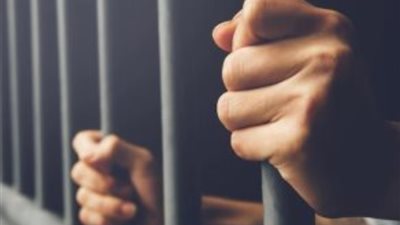 حبس شخص 4 أيام بتهمة إخفاء جثة زميله وسرقة كابلات كهرباء في أكتوبر