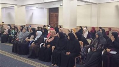 «قومي المرأة» بدمياط يعقد ندوة عن الإرشاد الأسرى والتنشئة المتوازنة