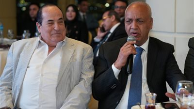 مصطفى بكري: الأزمة في الوصول إلى حالات مرضى الإدمان