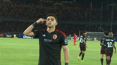 «بأقل مجهود»، الأهلي يتقدم على سيمبا بهدف في الشوط الأول بدوري الأبطال (فيديو)