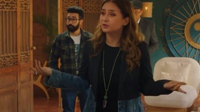 «فراولة» الحلقة 5، نيللي كريم في مشاكل وتفكر فى طريقة لتهدئة العملاء لتأخر البضاعة