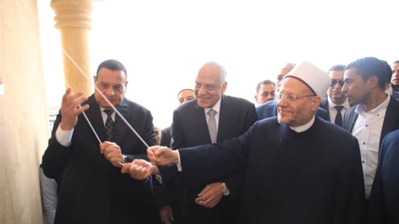مفتى الجمهورية يفتتح مسجد الروضة