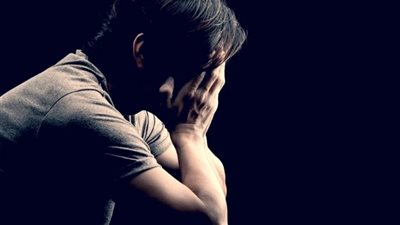 «منع عني المصروف»، التحقيق مع شاب تخلص من والده المسن بالحوامدية