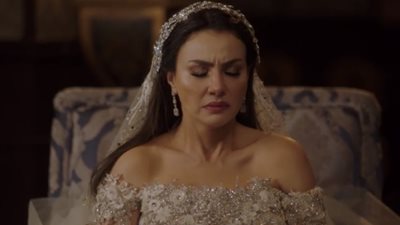 مسلسل حق عرب الحلقة الـ24، دينا فؤاد تتزوج من رياض الخولي رغم انهيارها