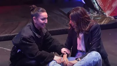 لبنى عبدالعزيز لرامز جلال: «معنديش مشكلة مع الرجالة وهطلع من هنا أتجوز»