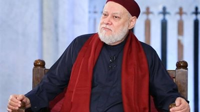 متى يجوز الحج بالإنابة؟ على جمعة يجيب