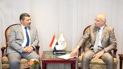رئيسا جامعة عين شمس والطاقة الذرية يبحثان سبل التعاون العلمي