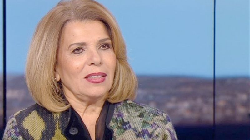 السفيرة مشيرة خطاب