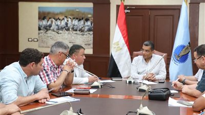 محافظ البحر الأحمر يوجه بسرعة حصر مخالفات البناء بالغردقة