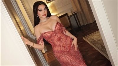 الساعة تتخطى 5 ملايين جنيه.. هيفاء وهبي تخطف الأنظار في دبي