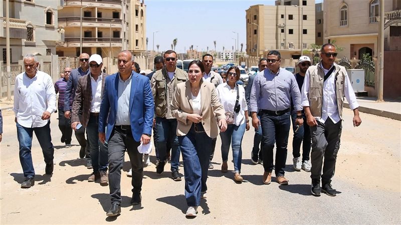 وزيرة الإسكان 