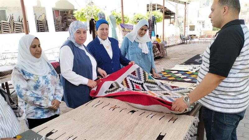 افتتاح معرض مشروعك للحرف اليدوية 