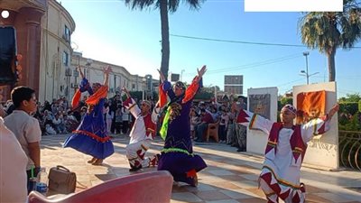 عروض موسيقية وفنون شعبية ومسرح عرائس وورش متنوعة للأطفال  