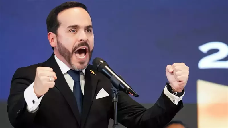  الرئيس المنتخب إبيلاردو دي لا إسبرييلا 
