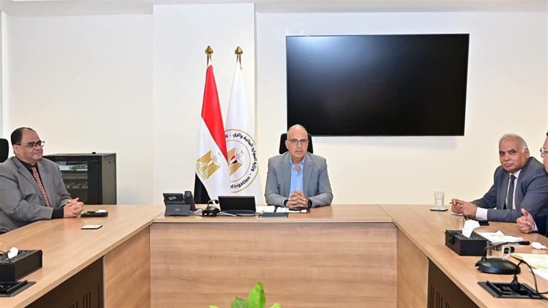 وزير الري