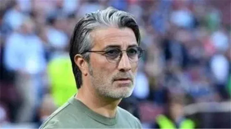 مدرب سويسرا 