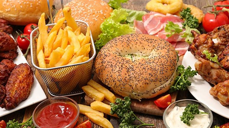 طعام خارج منزل 