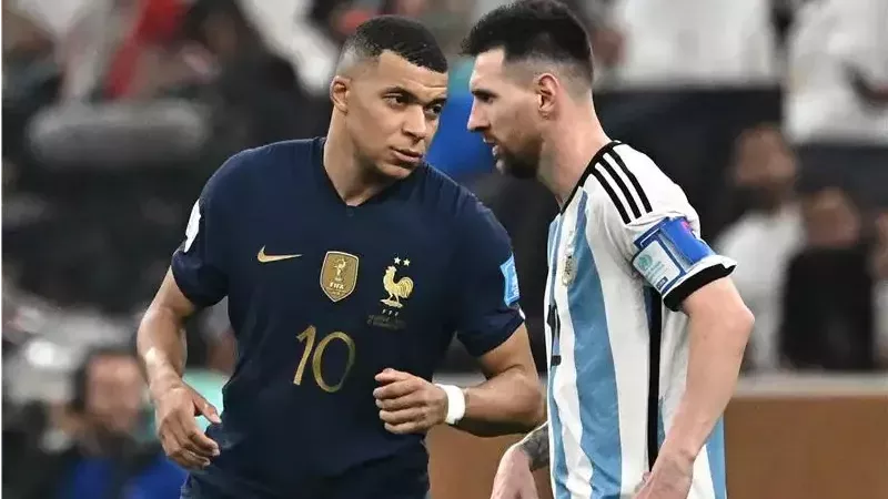 ميسي ومبابي