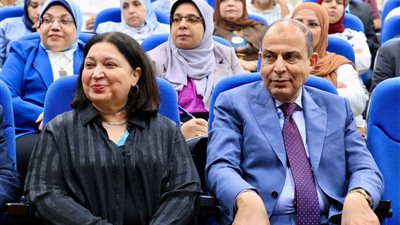 نائبة وزيرة التضامن تبحث بالمنيا تطوير مشروع المواطنة وتكرم خريجي المدارس الحقلية الزراعية