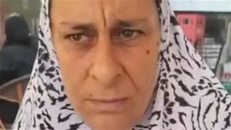 أم بدمياط تستغيث: ابني رجع من شغله ملطخ بالدماء