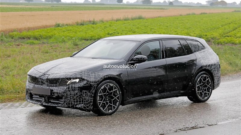  BMW تفاجئ الأسواق.. أول ظهور لسيارة i3 Touring الكهربائية 