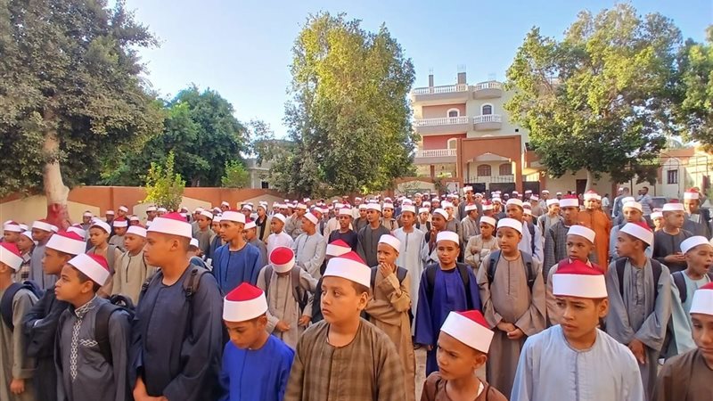 طلاب المعاهد الأزهرية 