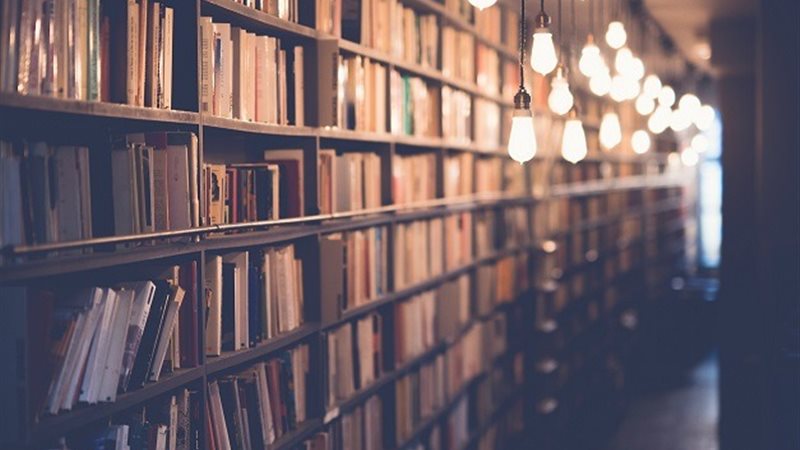طلب العلم من أعظم القربات 