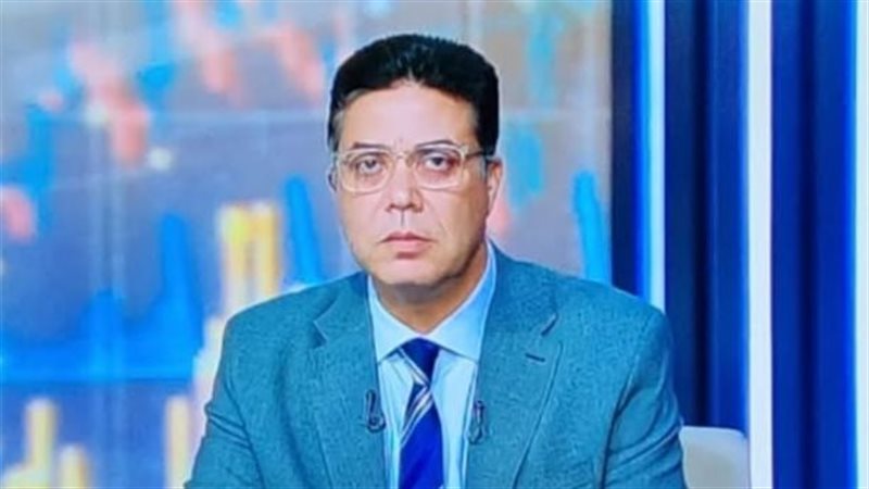  الدكتور إسلام عزام
