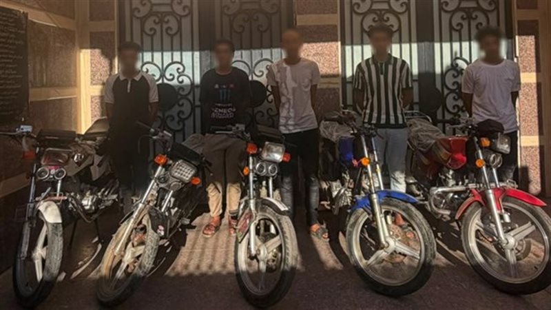 المتهمين 