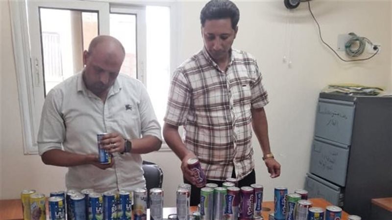 مشروبات غازية وعصائر منتهية الصلاحية