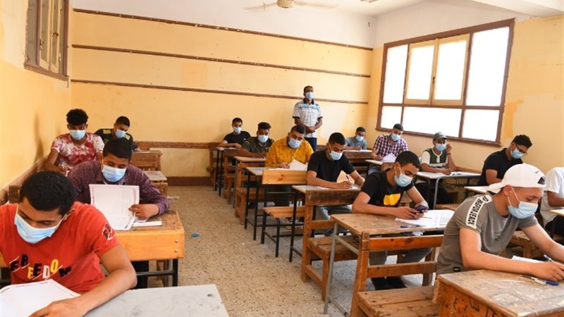 امتحانات نهاية العام
