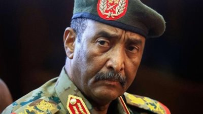 رئيس مجلس السيادة السوداني يقيل وزير الخارجية علي الصادق