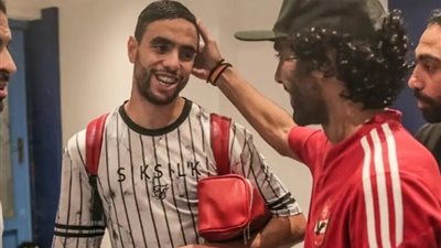 تأجيل محاكمة حسين الشحات لتعديه على محمد الشيبي لـ 9 مايو المقبل