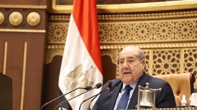رئيس الشيوخ يقترح تدريس مبادئ قانونية بشكل مبسط في الجامعات والمدارس