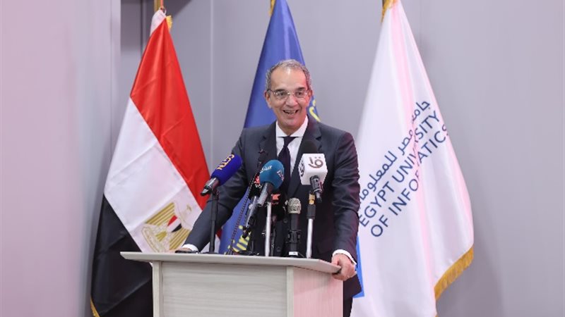 عمرو طلعت - وزير الاتصالات
