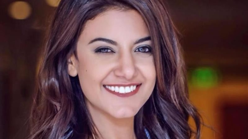 الفنانة ياسمين علي