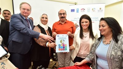 رانيا المشاط تتابع مشروعات أسوان التنموية بحضور ممثل الأمم المتحدة ( صور )