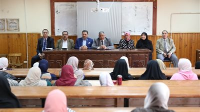قيادات جامعة الأزهر يتفقدون الاستعدادات النهائية لامتحانات آخر العام الدراسي
