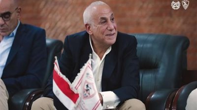 حسين لبيب يرافق بعثة الزمالك إلى غانا لمواجهة دريمز بالكونفدرالية