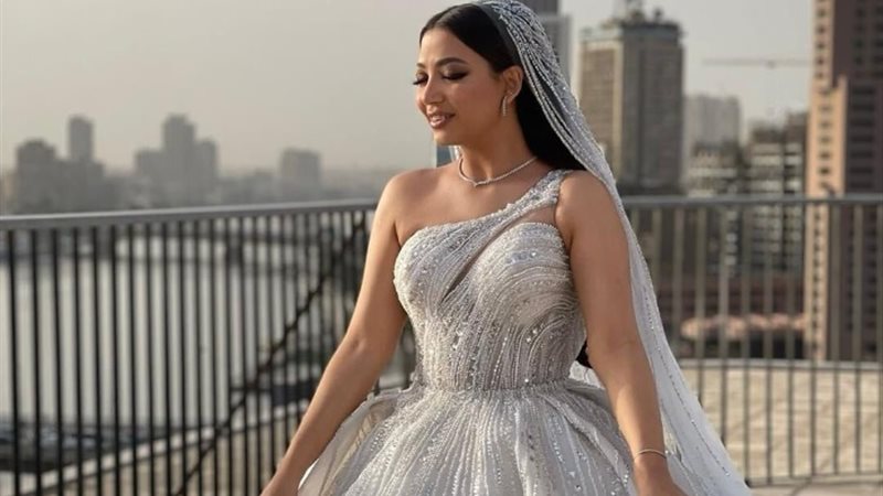 سلمى ابنة الفنانة بدرية طلبة