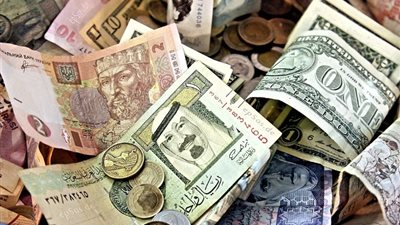 تعرف على سعر الـ 100 دولار والعملات الأجنبية في البنك المركزي اليوم السبت 27-4-2024