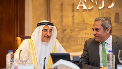 نائب رئيس مجلس الوزراء البحريني يزور شركة العاصمة الإدارية الجديدة